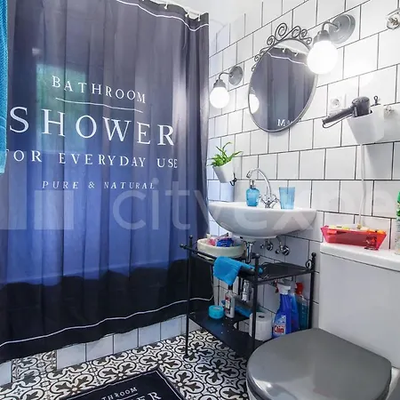 Flamingos ★ Free Parking ★ Center ★ نوفي ساد